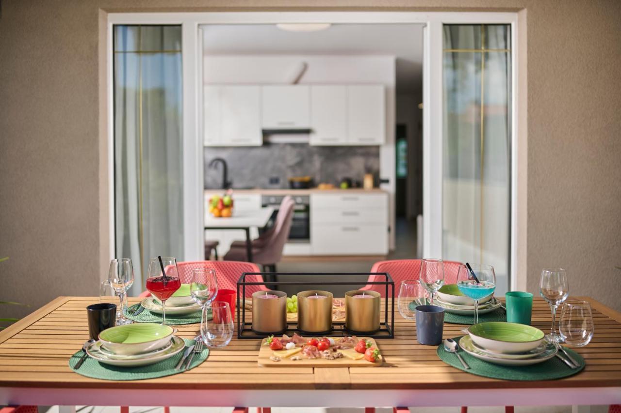 Apartments Dolcea อูมัค ภายนอก รูปภาพ