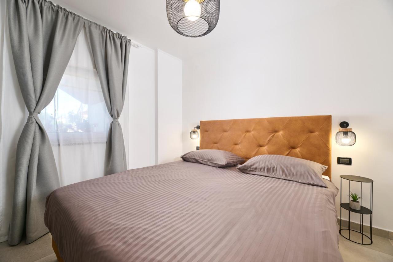 Apartments Dolcea อูมัค ภายนอก รูปภาพ
